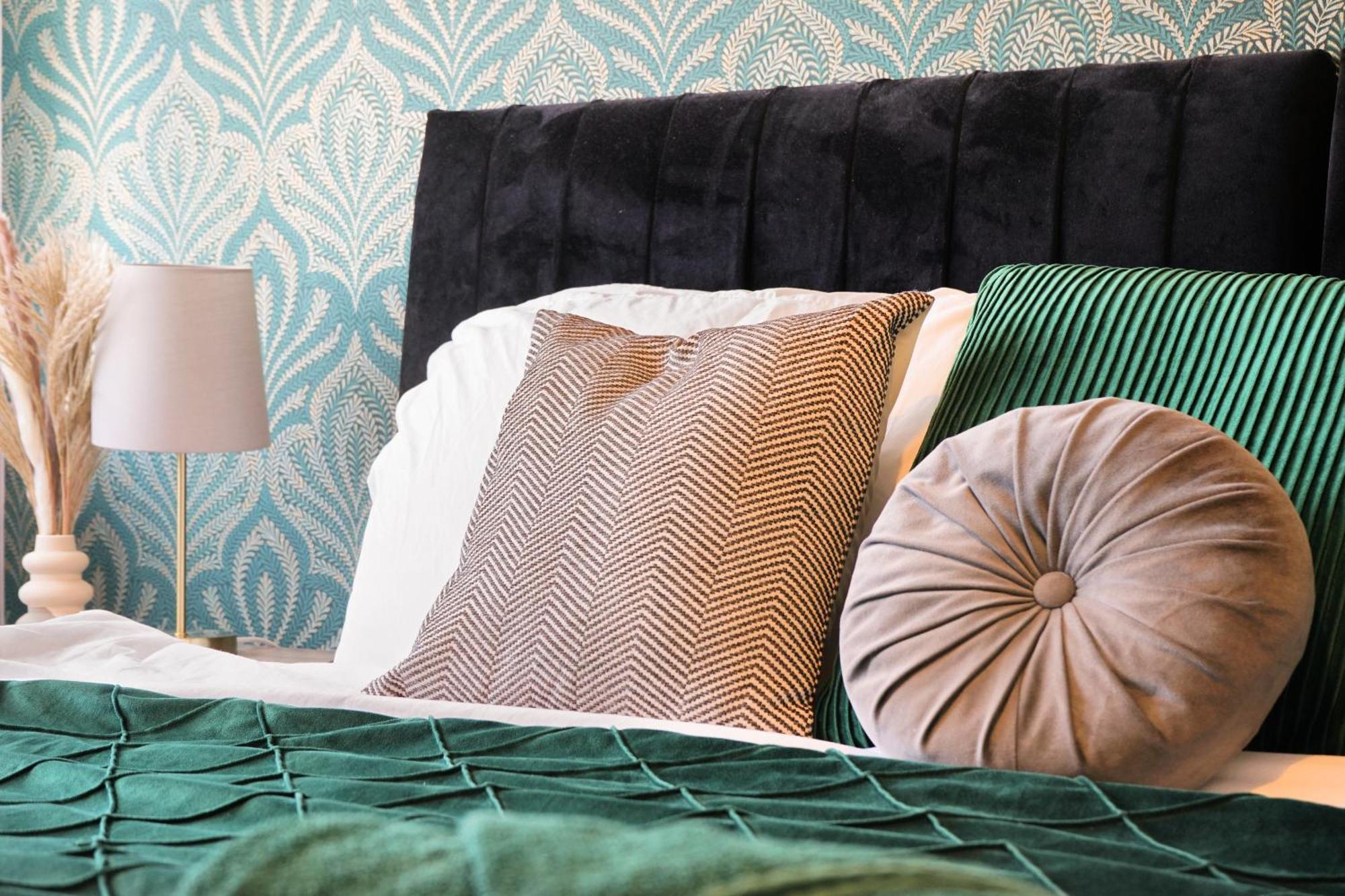 Cosy Corner In Aylesbury Near Stoke Mandeville Hospital & Town Centre With Private Parking ภายนอก รูปภาพ