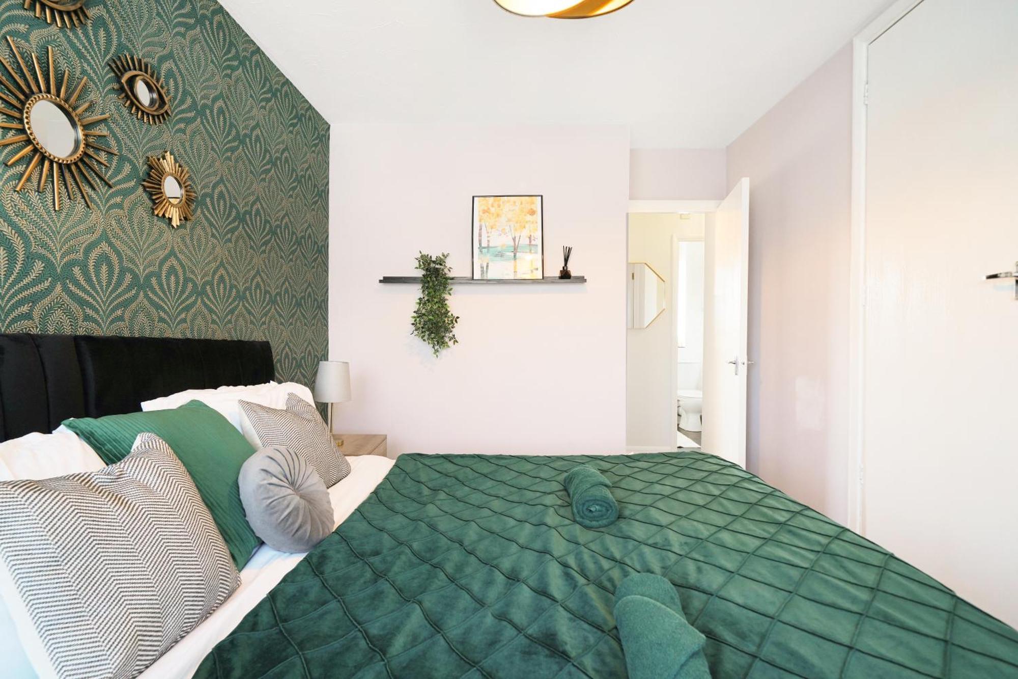 Cosy Corner In Aylesbury Near Stoke Mandeville Hospital & Town Centre With Private Parking ภายนอก รูปภาพ