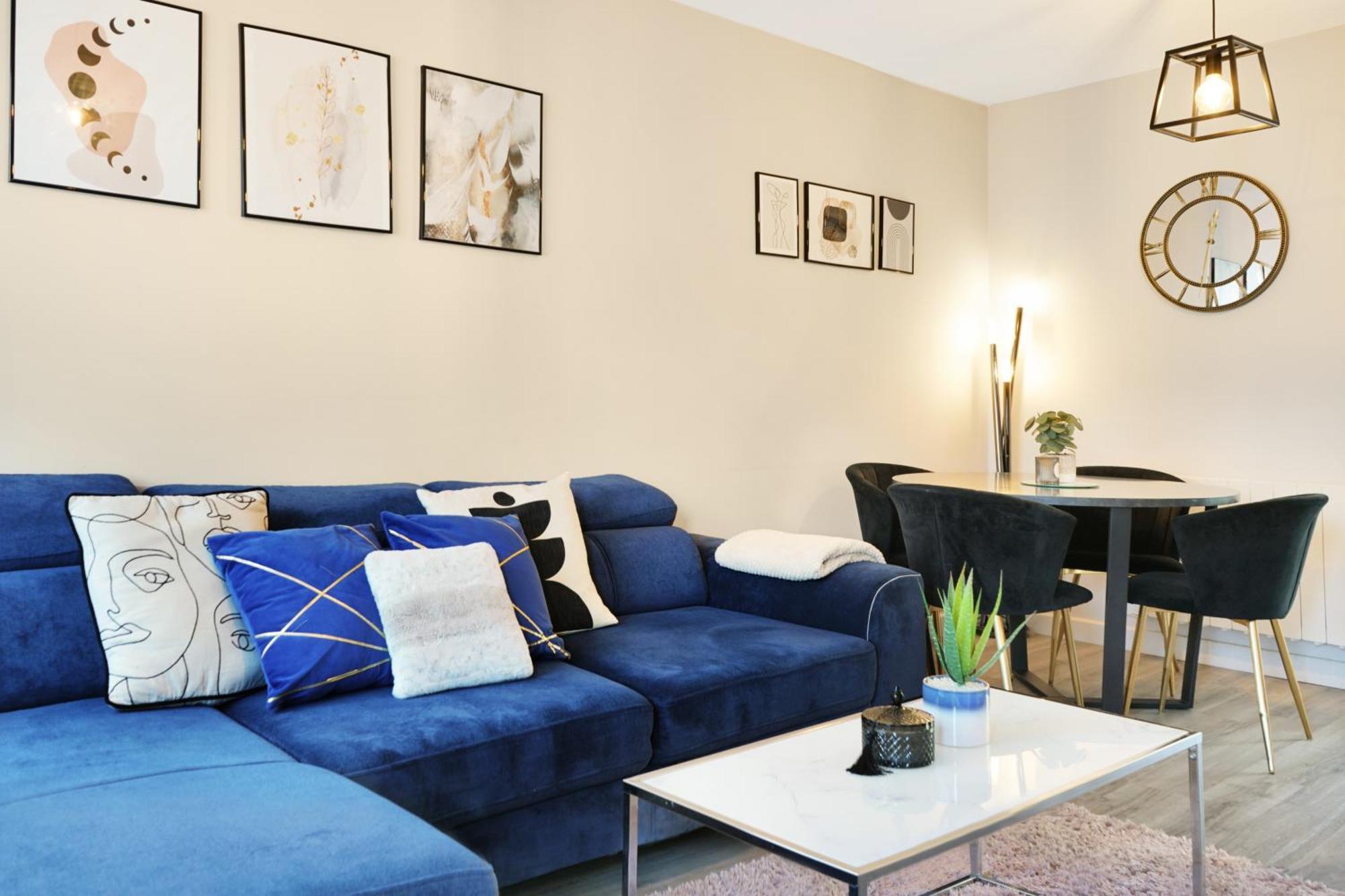 Cosy Corner In Aylesbury Near Stoke Mandeville Hospital & Town Centre With Private Parking ภายนอก รูปภาพ